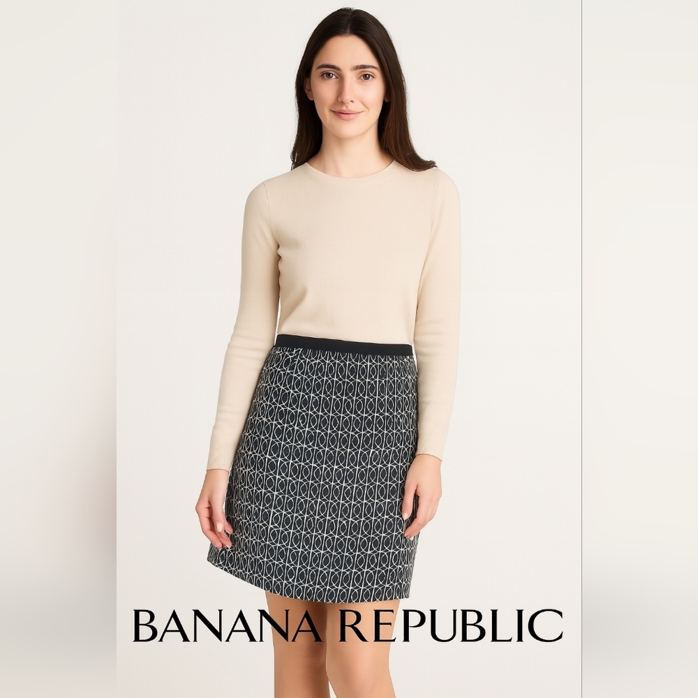 NWT BANANA REPUBLIC Elegant Black and White Patterned Skirt (#1,441)